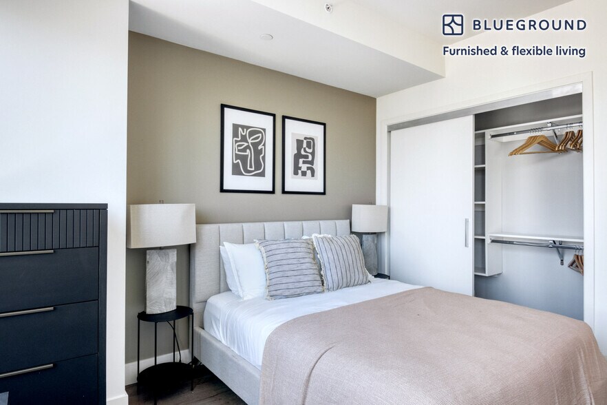 Building Photo - 1080 Eighth Avenue-SI FL12-ID1