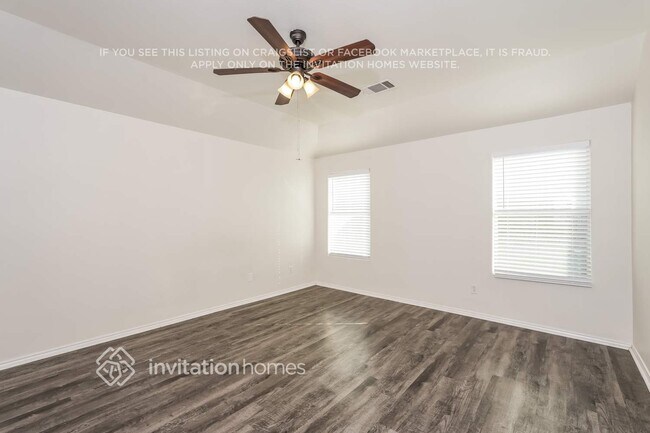 Building Photo - 1961 Courtside Dr