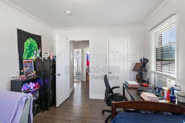 Building Photo - 732 Campbell Heights