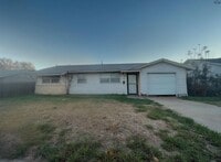 Building Photo - 1807 Westcliff Dr