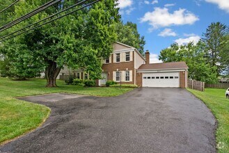 Building Photo - 4 Bed 3 Bath - Silver Spring Single Family...