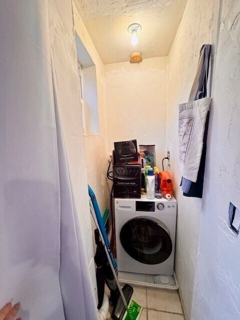 Building Photo - 206 Hanover St