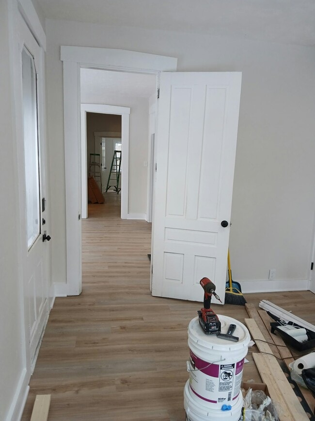 Building Photo - 1528 Chapel St