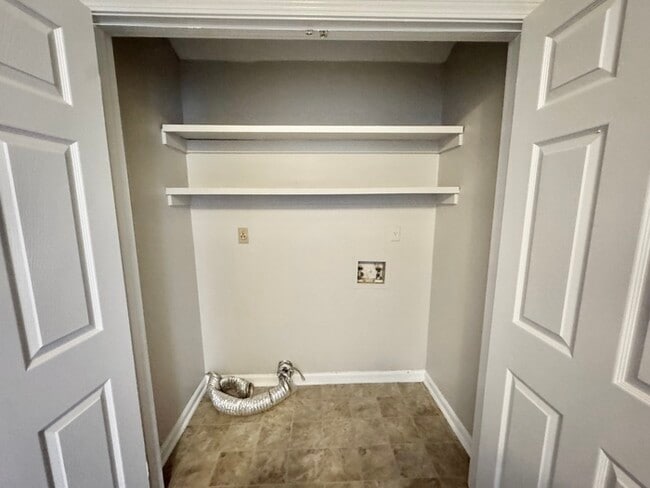 Building Photo - 4136 Garden Birch Cove