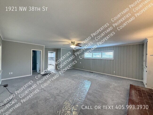 Building Photo - 1921 NW 38th St