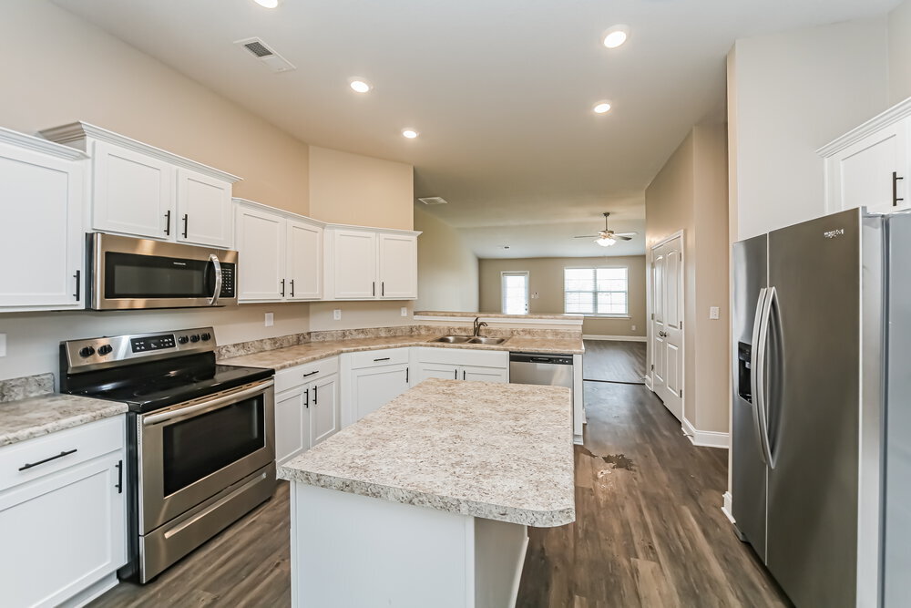 Building Photo - 3441 Sabra Ln