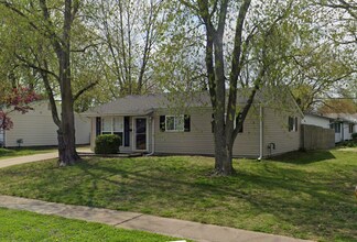 Building Photo - Fresh Updates and Flexible Space in Florissant - $100 Off 1st Months Rent!