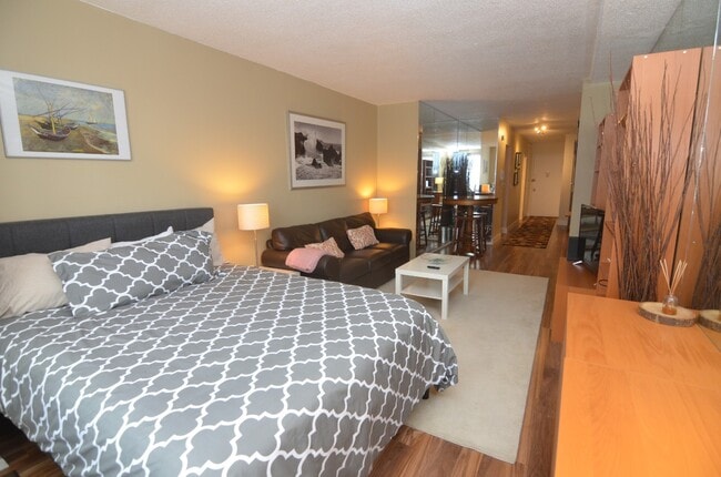 Building Photo - 130 Water St