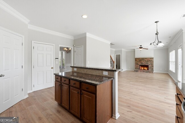 Building Photo - 715 Arbor Cove