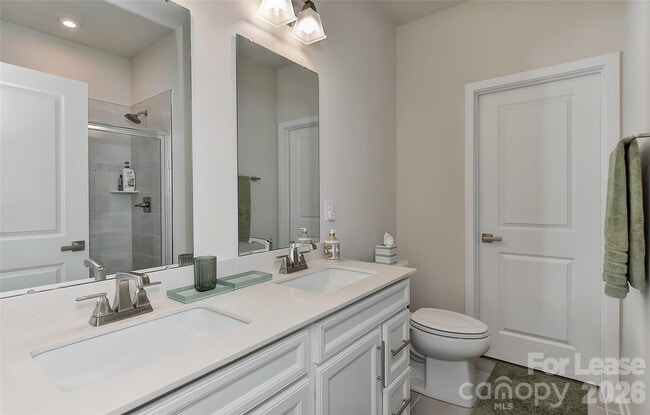 Building Photo - 421 Spearfield Ln