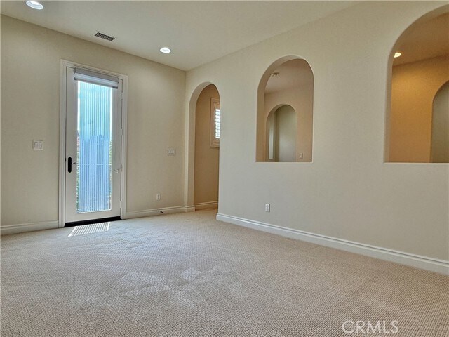 Building Photo - 50 Winding Way