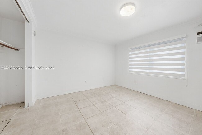 Building Photo - 7434 Harding Ave