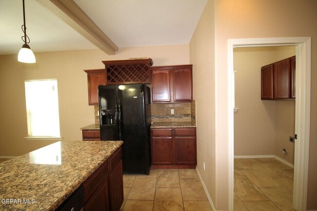 Building Photo - 3900 Loma Cortez Dr