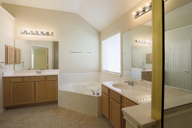 Building Photo - 6011 Stevens Creek Ct