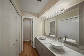 Building Photo - 3362 Continental Dr