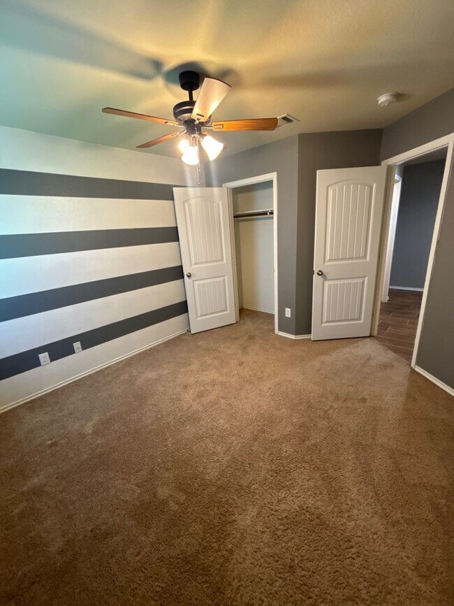 Building Photo - PERFECT HOME IN PRINCETON!