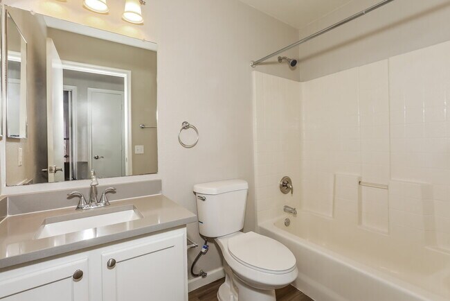 Building Photo - 1055 E Denim Trail