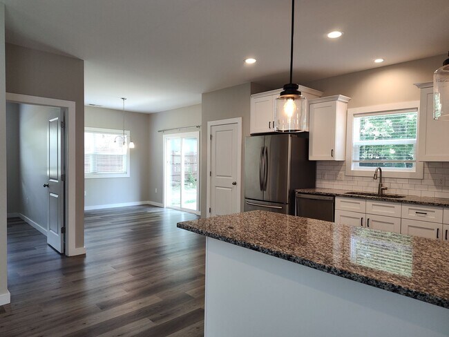 Building Photo - Move-in ready 4-bedroom, 2.5-bathroom home!