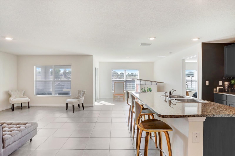 Building Photo - 7929 Sail Clover Ln