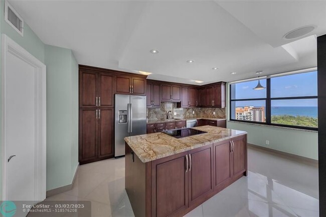 Building Photo - 936 Intracoastal Dr