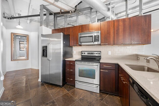 Building Photo - 878 Peachtree St NE