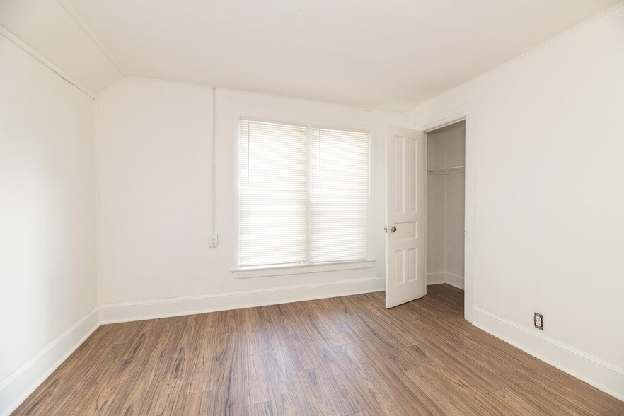 Bedroom 1 - 1221 Wells Pl