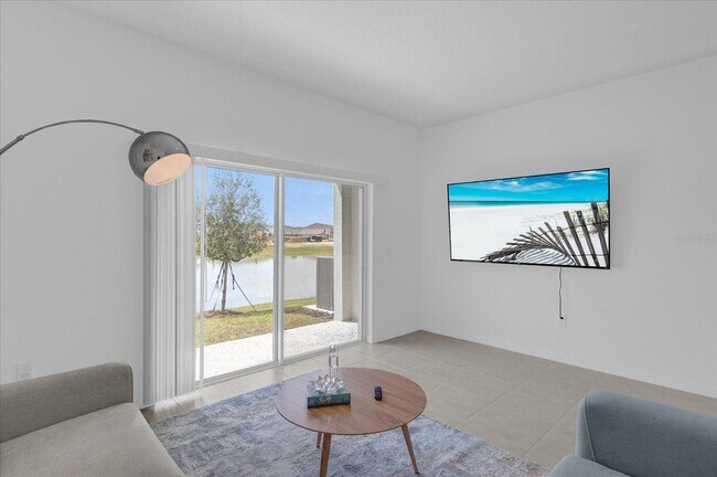 Building Photo - 3221 Skyline Lp