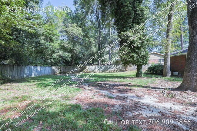 Building Photo - 1823 Marilon Dr