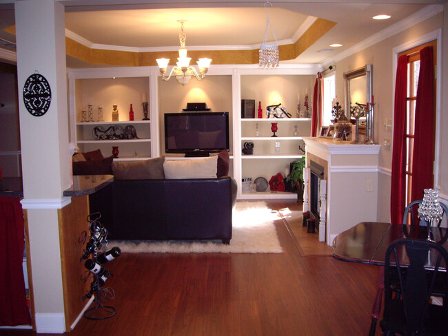 Living room w/ fireplace - 7355 Richmond Way