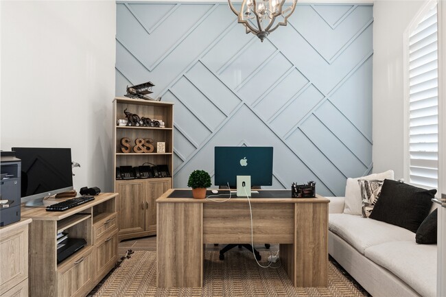 Building Photo - 5435 Farm Hill Way