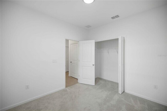 Building Photo - 3492 NE 38th Ln