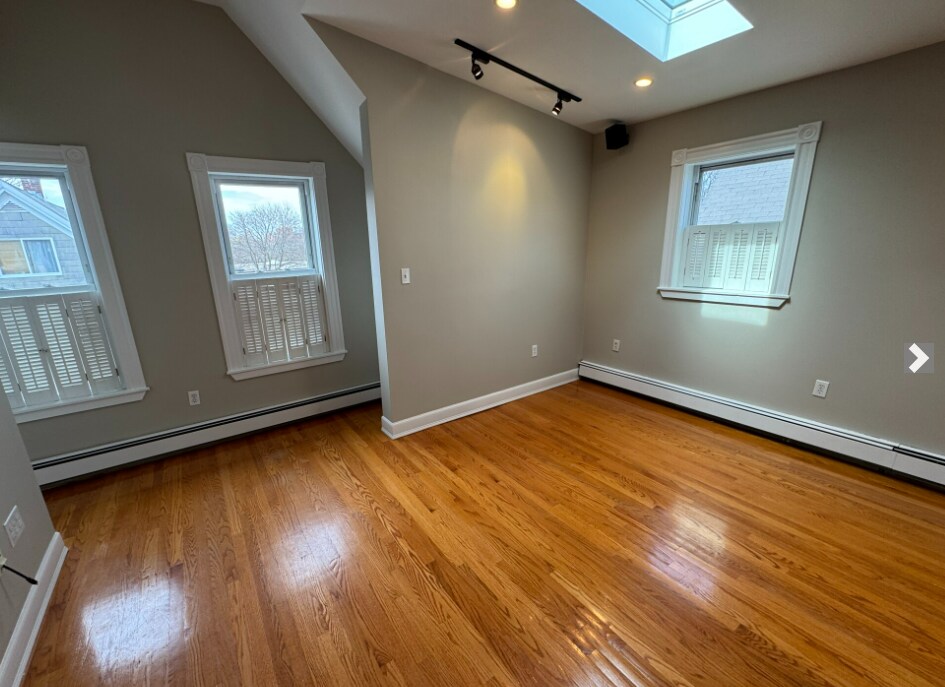 Building Photo - 24 Ellington Rd