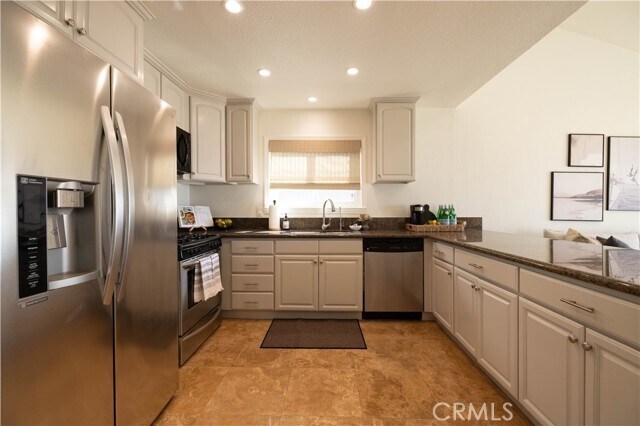 Building Photo - 3012 W Oceanfront