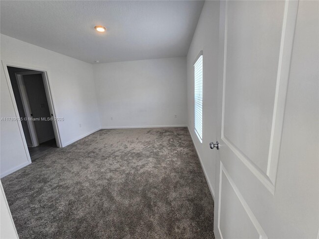 Building Photo - 5814 Le Marin Wy
