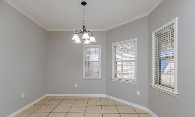 Building Photo - 5 Piedmont Cove