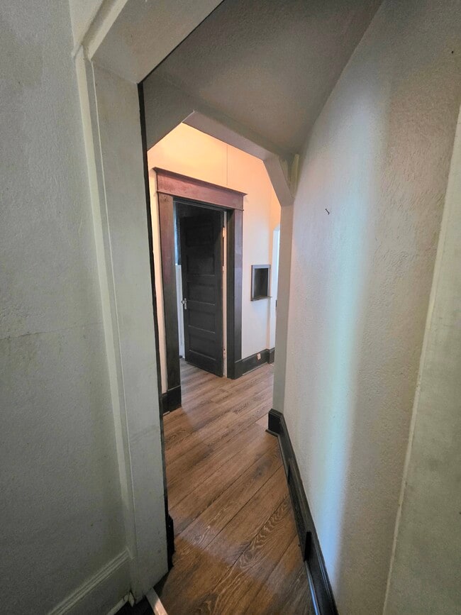 Building Photo - Kenan Street