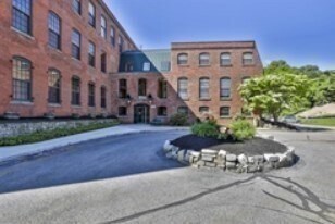 Building Photo - 71 Princeton St