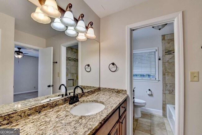 Building Photo - 478 Dorsey Cir SW