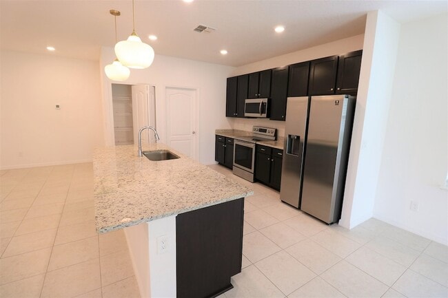 Building Photo - 311 Sandstone Dr