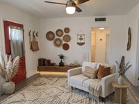 Building Photo - 1517 E Roosevelt St