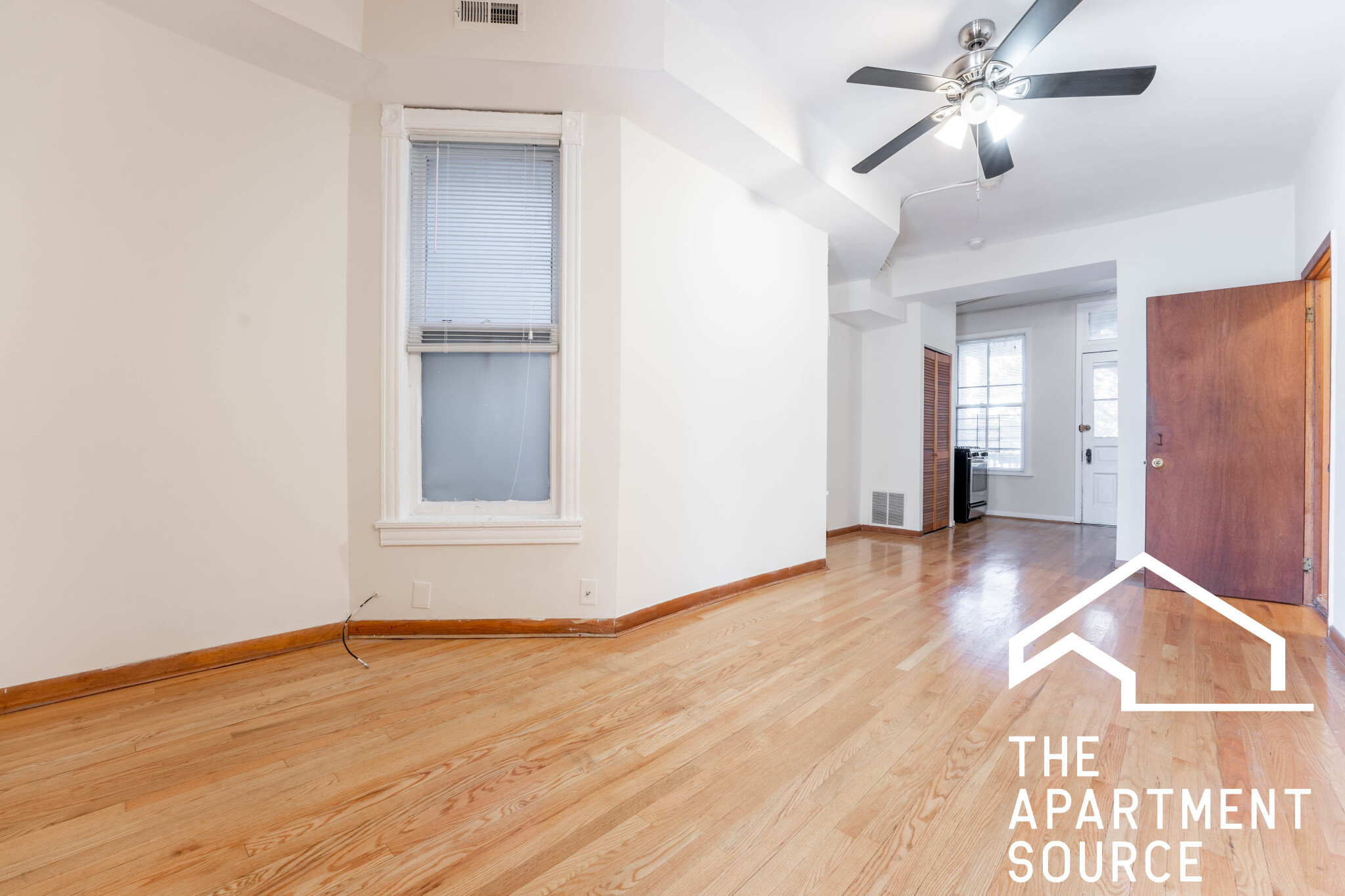 Building Photo - 1208 W Wrightwood Ave