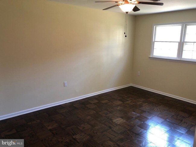 Building Photo - 1007 Yardley Commons