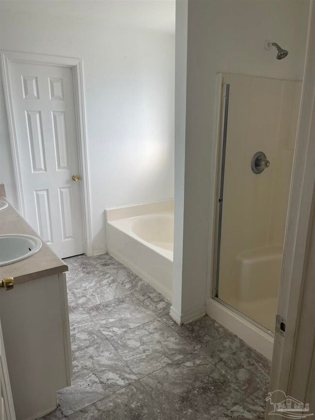 Building Photo - 11068 Chippewa Way