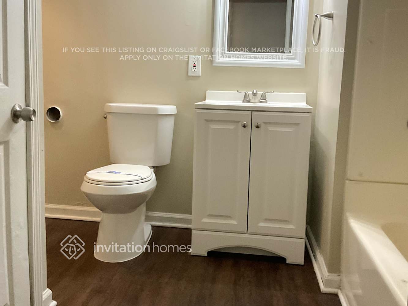 Building Photo - 504 Rivercrest Dr