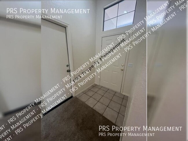 Building Photo - 3911 E Longhorn Dr