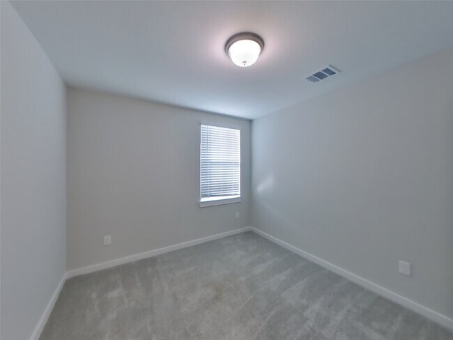 Building Photo - 4910 San Fabiano Ct