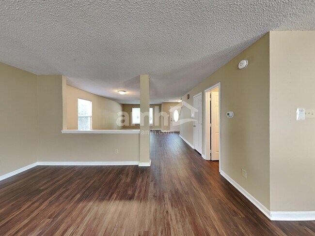 Building Photo - 12154 Brushfield Ln