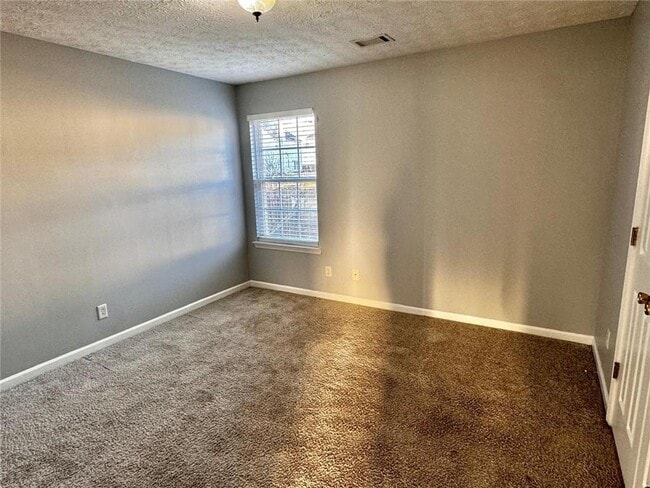 Building Photo - 2990 Storybook Ln