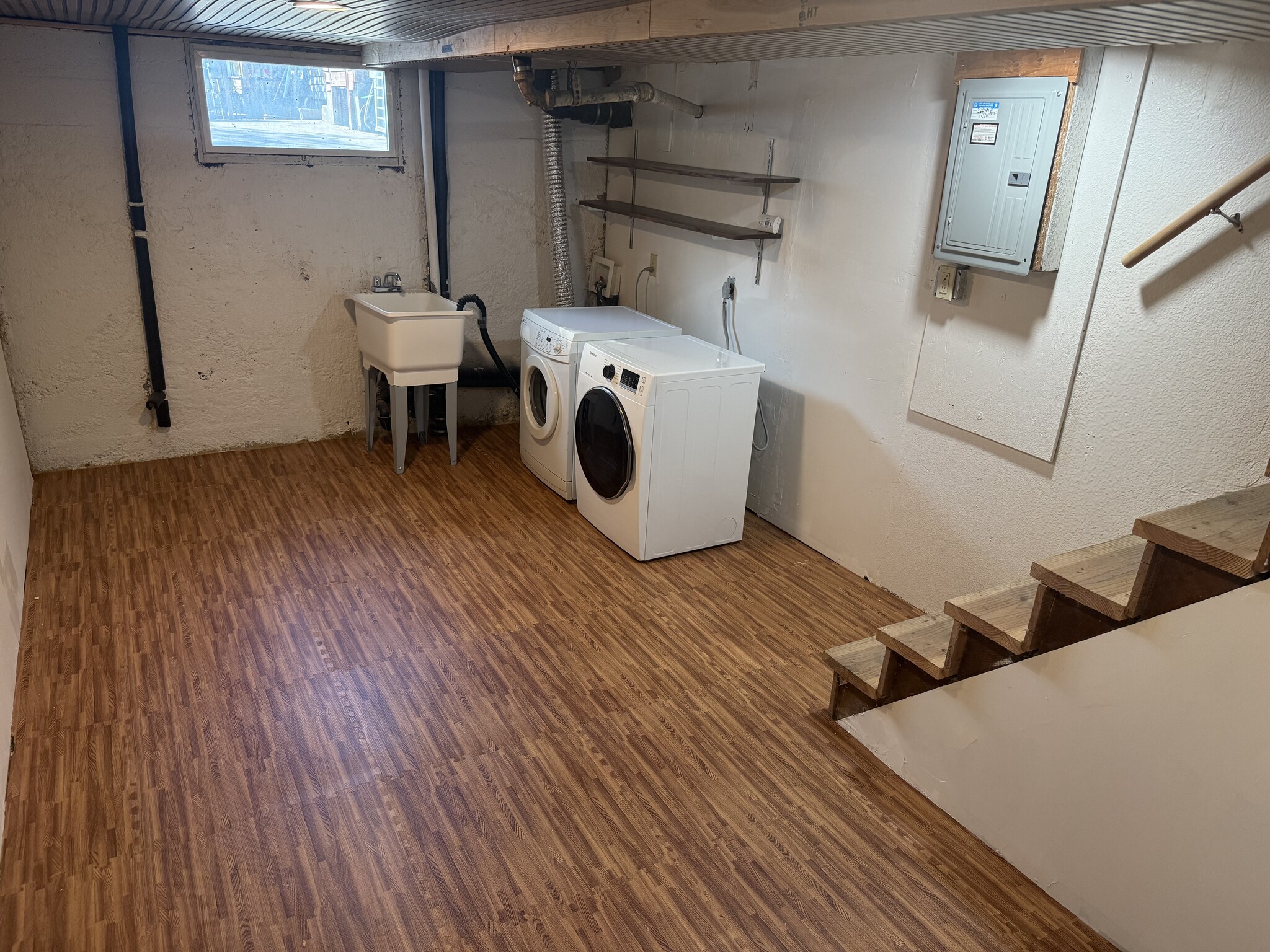 Basement - 3123 NE 67th Ave