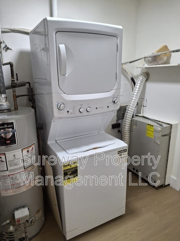 Building Photo - 128 Eaves Mill Rd